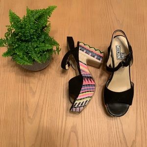 Love Moschino Embroidered Block heels